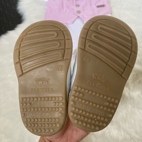 Pink and white formal onesies and white shoes - Picture 8 of 10